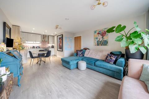 2 bedroom flat for sale, Slough Berkshire,  SL1,  SL1