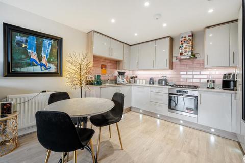 2 bedroom flat for sale, Slough Berkshire,  SL1,  SL1