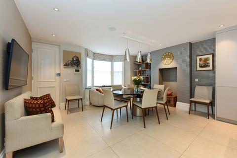 3 Redesdale Street, London, SW3 4BL