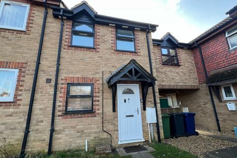 3 bedroom house to rent, Dengaine Close, Papworth Everard, CB23