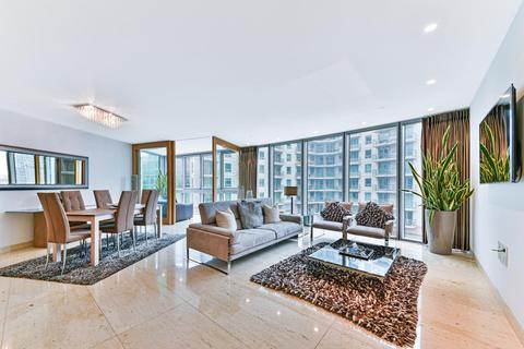 2 bedroom flat for sale, The Tower, St. Georges Wharf, Vauxhall, SW8