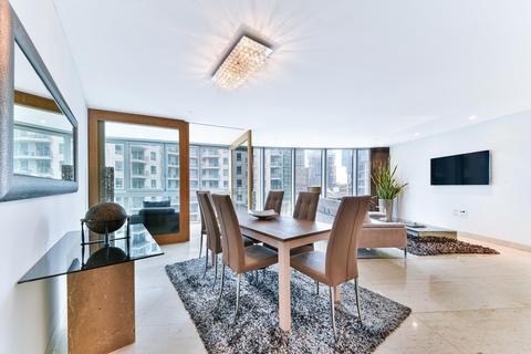 2 bedroom flat for sale, The Tower, St. Georges Wharf, Vauxhall, SW8