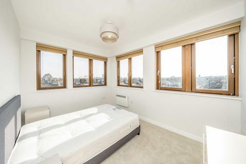 2 bedroom flat to rent, Kepler Road, London SW4