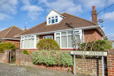 20 Bayard Avenue, Brightlingsea, Colchester, CO7 0NH