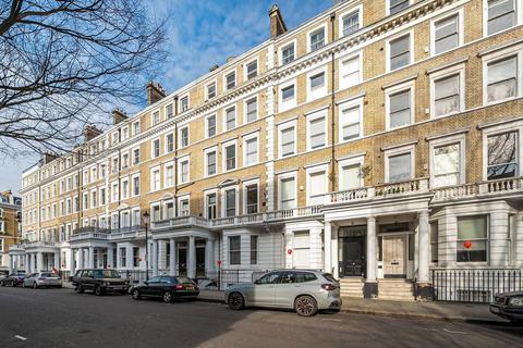 1 bedroom flat for sale, Southwell Gardens, South Kensington, London, SW7