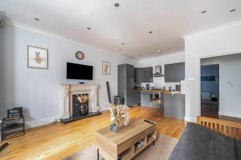 1 bedroom flat for sale, Southwell Gardens, South Kensington, London, SW7