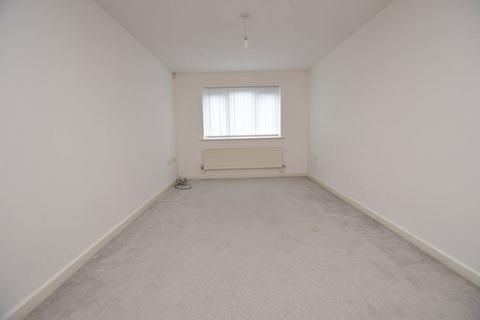 2 bedroom apartment to rent, Scholars Court, Swinton