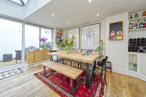 3 bedroom mews for sale, London W11