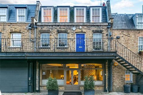 3 bedroom mews for sale, London W11