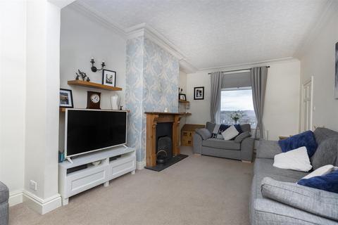 4 bedroom end of terrace house for sale, New Lane, Siddal, Halifax