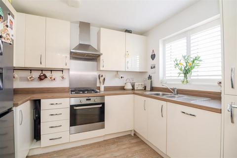 1 bedroom end of terrace house for sale, Heasman Place, Southwater, Horsham