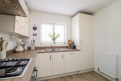 1 bedroom end of terrace house for sale, Heasman Place, Southwater, Horsham