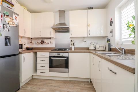 1 bedroom end of terrace house for sale, Heasman Place, Southwater, Horsham