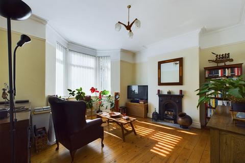 2 bedroom flat for sale, Park Crescent East, North Shields