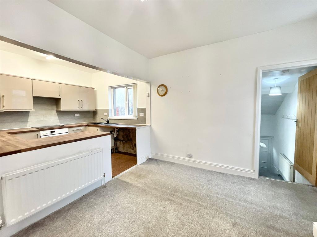 Lounge/Kitchen