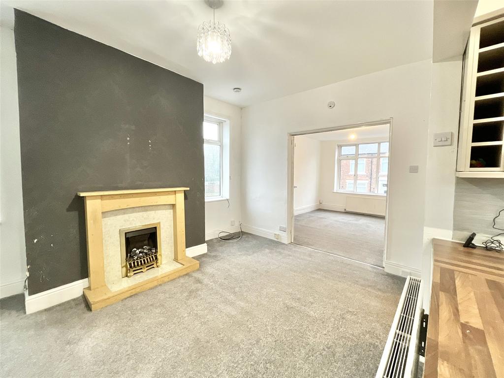Lounge/Kitchen