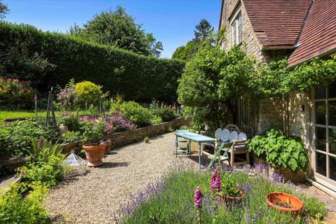 3 bedroom detached house for sale, Winchcombe, Cheltenham, Gloucestershire, GL54