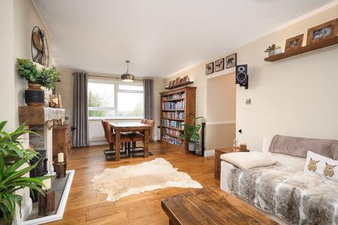 2 bedroom apartment for sale, Oatlands Drive, Weybridge, KT13