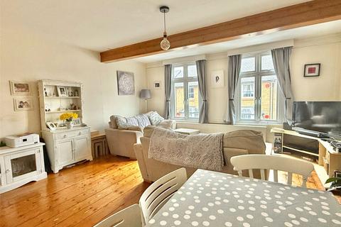 2 bedroom property for sale, High Street, Milford on Sea, Lymington, Hampshire, SO41