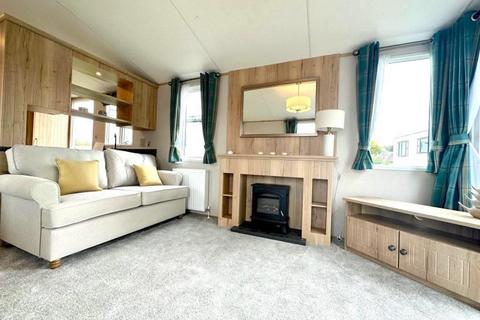 2 bedroom lodge for sale, Oakwood Retreat Country Park