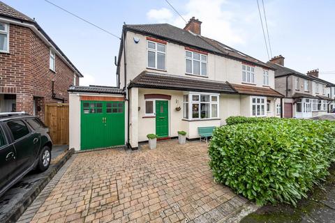 3 bedroom detached house for sale, Acacia Avenue, Ruislip HA4