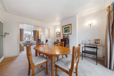 35 Upcroft Avenue, Edgware, HA8 9RA