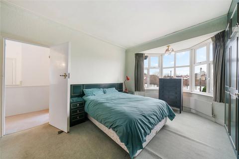 35 Upcroft Avenue, Edgware, HA8 9RA