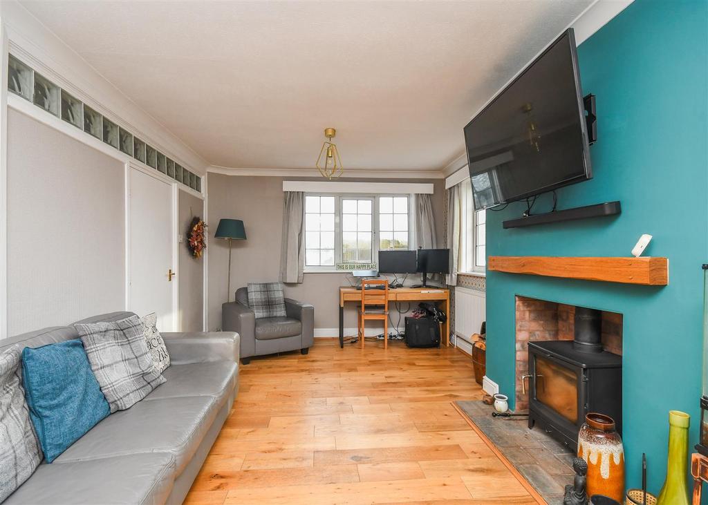 127 Wolverhampton Road - Lounge.jpg