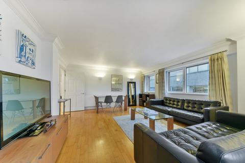 2 bedroom flat for sale, Charter House, Crown Court, London