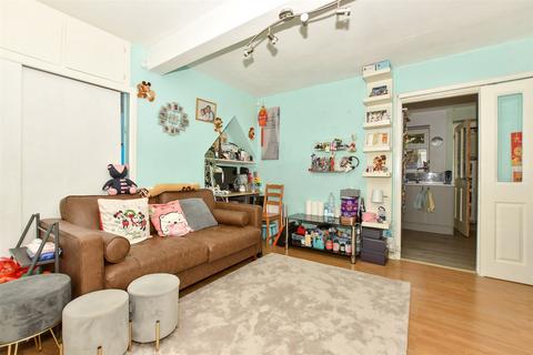 3 bedroom terraced house for sale, Vauxhall Avenue, Canterbury, Kent