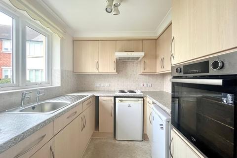 1 bedroom retirement property for sale, Swan Lane, Faringdon, SN7