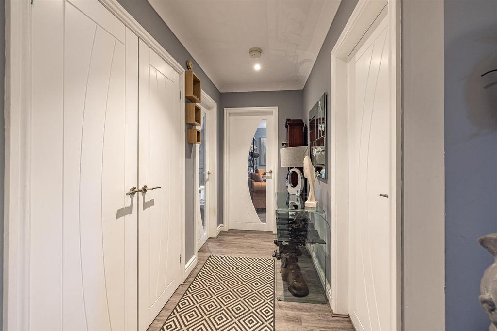 2 Kingsknowe Gardens Galashiels 36.JPG