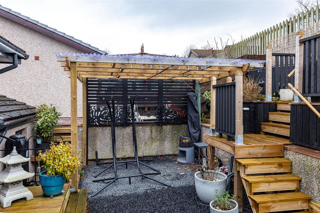 2 Kingsknowe Gardens Galashiels 40.JPG
