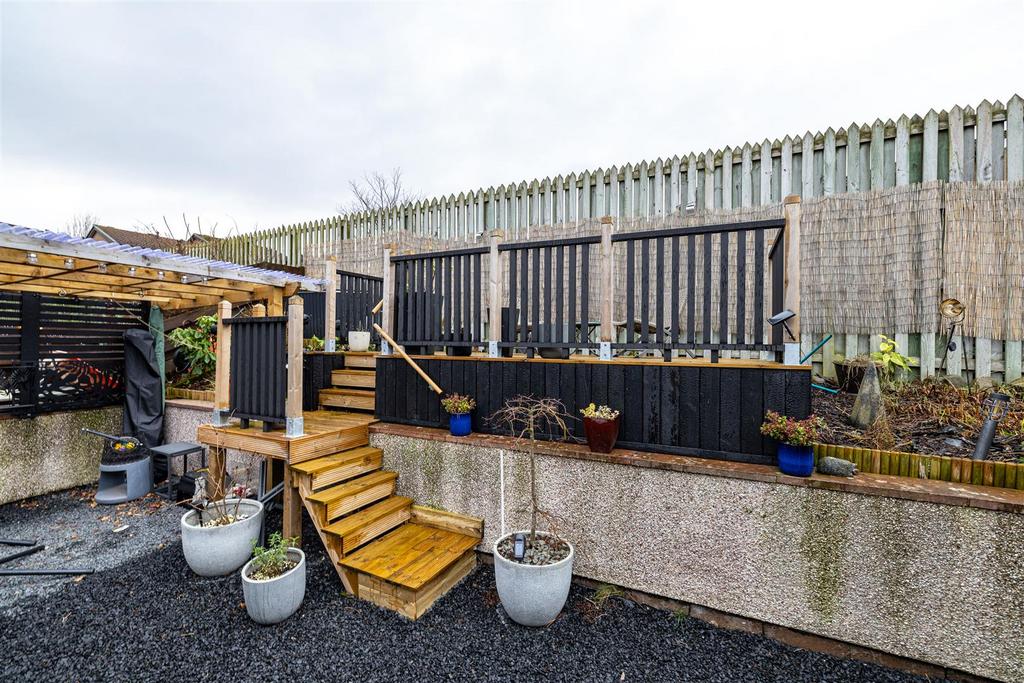 2 Kingsknowe Gardens Galashiels 41.JPG