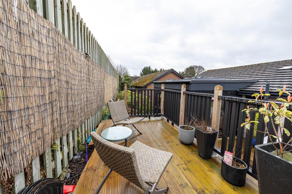 2 Kingsknowe Gardens Galashiels 42.JPG