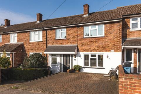 3 bedroom terraced house for sale, Chigwell Road, Woodford Green IG8