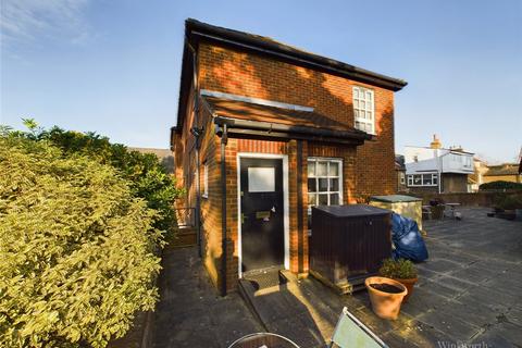 1 bedroom maisonette for sale, Burton Court, Thames Ditton KT7