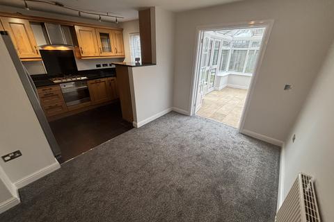 4 bedroom semi-detached house to rent, Orchard Gardens, Cheadle SK8