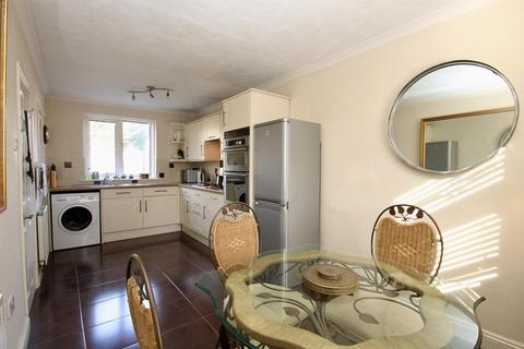 2 bedroom semi-detached house for sale, Mosquito Road, West Malling