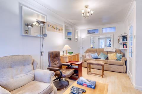 36 Hoades Avenue, Woodsetts, Worksop, S81 8QQ