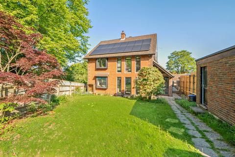 Ravenswood Park Road, Winchester, SO22 6AA
