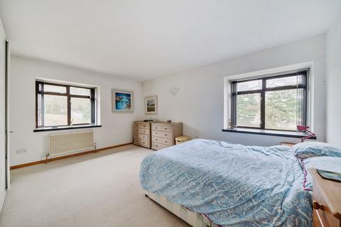 Ravenswood Park Road, Winchester, SO22 6AA