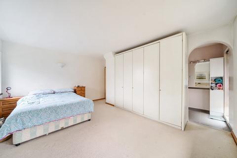 Ravenswood Park Road, Winchester, SO22 6AA