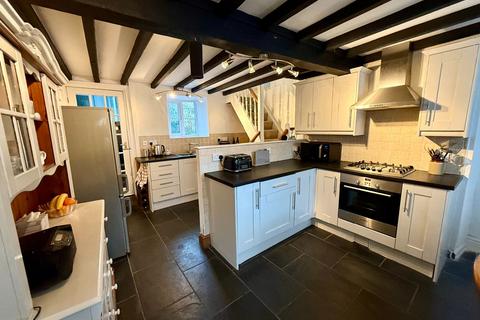 Gwynfryn Cottage Meyrick Square, Dolgellau, LL40 1LT