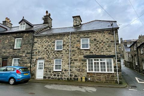 Gwynfryn Cottage Meyrick Square, Dolgellau, LL40 1LT