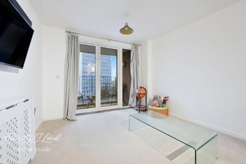 1 bedroom apartment for sale, Edwin Street, London, E16