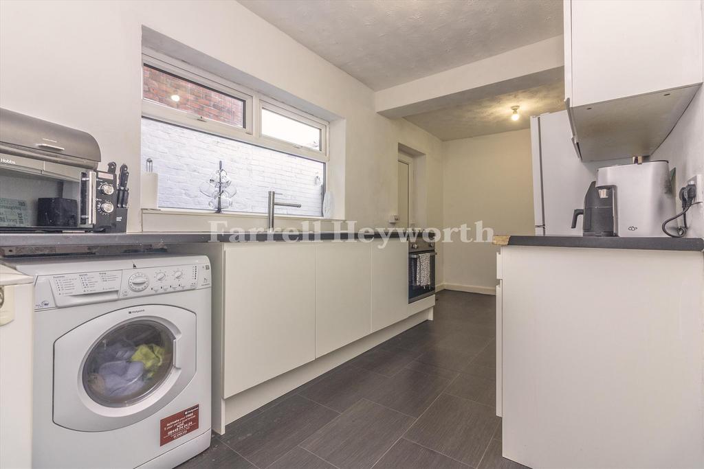 Kitchen e