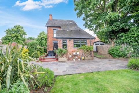 5 bedroom detached house for sale, Church Street, Bawtry