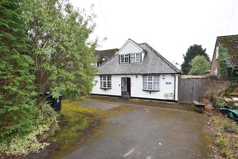 3 bedroom detached house for sale, Rowley Lane, Wexham Street, Stoke Poges, Buckinghamshire, SL3