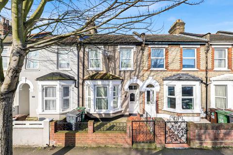 70 Dunedin Road, London, E10 5NJ
